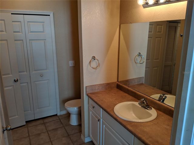 5570 ROSEHILL ROAD 102, Sarasota, FL 34233