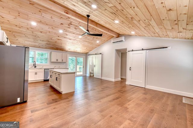 6564 Crooked Creek Road, Young Harris, GA 30582