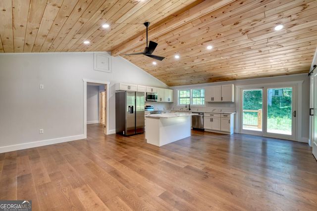 6564 Crooked Creek Road, Young Harris, GA 30582