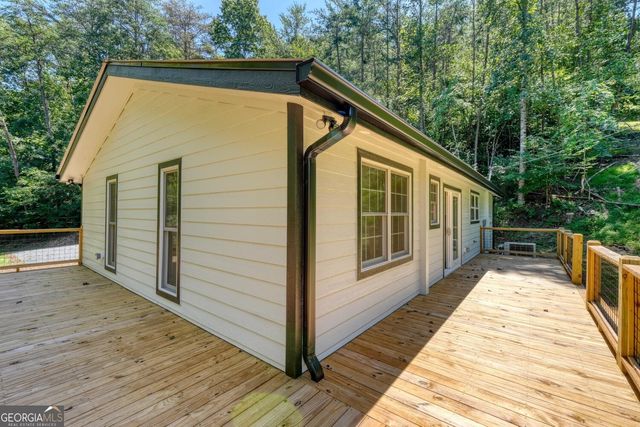 6564 Crooked Creek Road, Young Harris, GA 30582