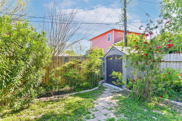 1425 Harbor View Drive, Galveston, TX 77550