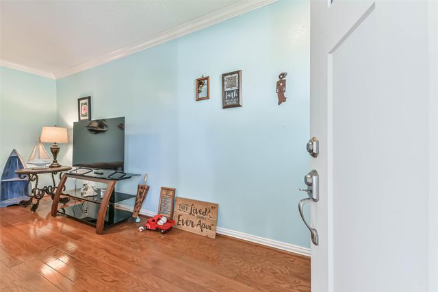 1425 Harbor View Drive, Galveston, TX 77550