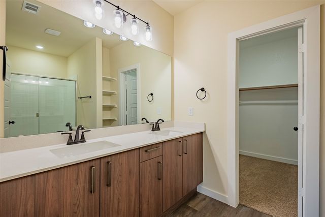 604 Wheatfield Drive, Venus, TX 76084