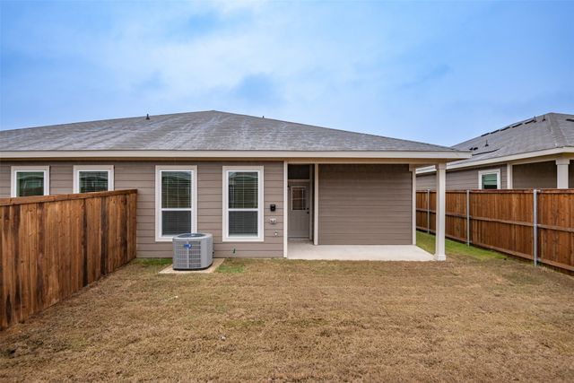 604 Wheatfield Drive, Venus, TX 76084