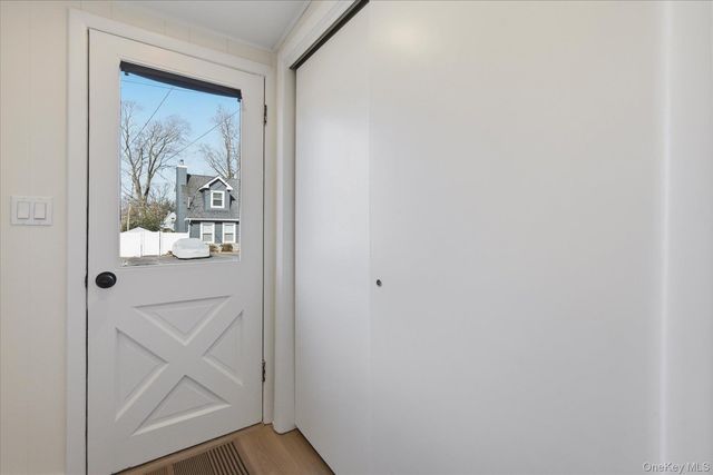 27 Vine Road, Rocky Point, NY 11778