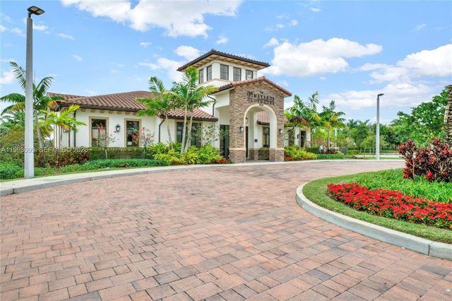 627 SE 34th Ave, Homestead, FL 33033