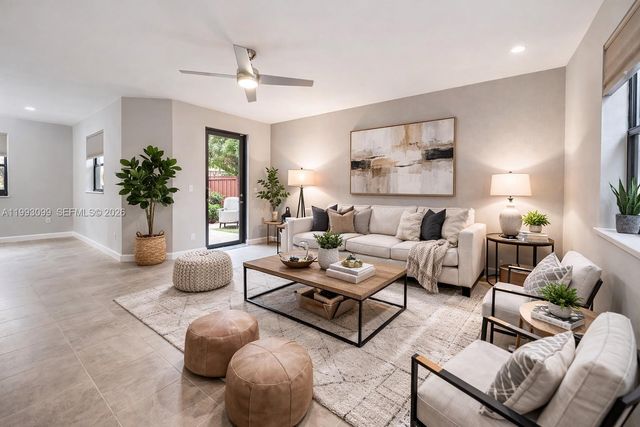 627 SE 34th Ave, Homestead, FL 33033