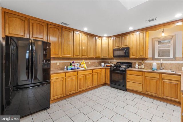 3506 G ST, Philadelphia, PA 19134