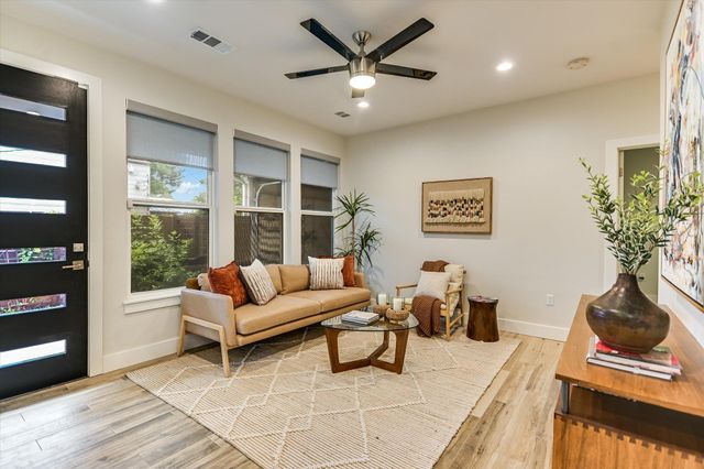 5102 Martin Ave 2, Austin, TX 78751