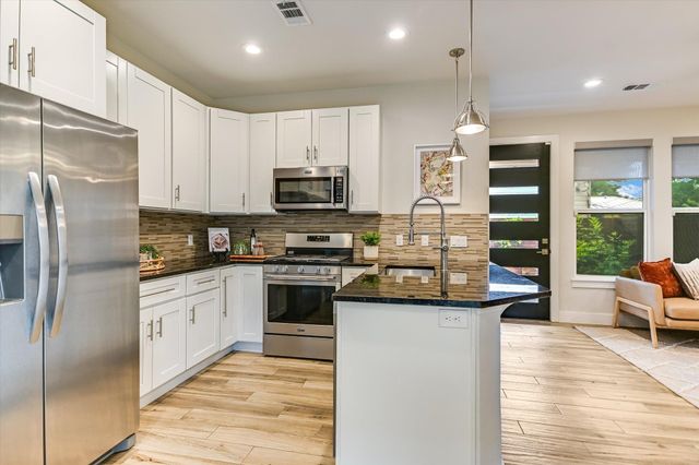 5102 Martin Ave 2, Austin, TX 78751