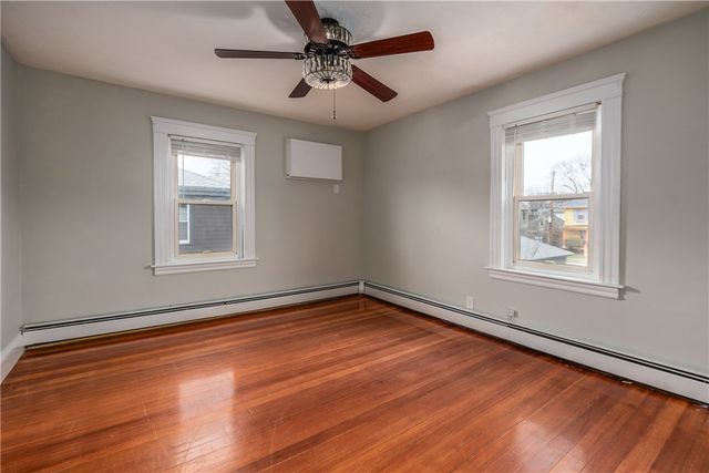 41 Berwick Lane, Cranston, RI 02905