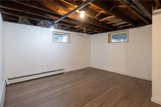 41 Berwick Lane, Cranston, RI 02905