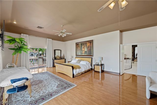 2563 Aviv Court, Las Vegas, NV 89121