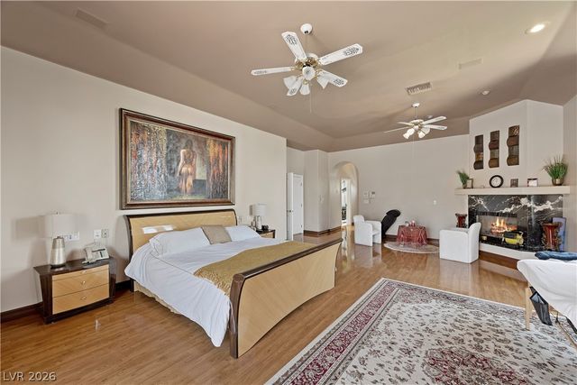 2563 Aviv Court, Las Vegas, NV 89121