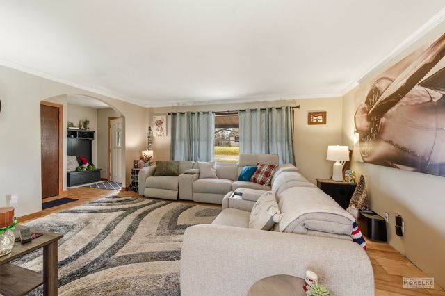 1238 Lakewood Drive, Somonauk, IL 60552