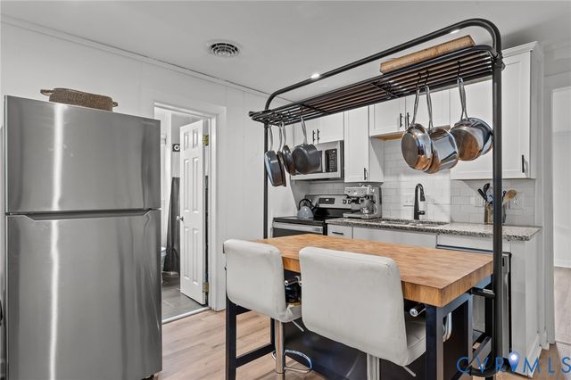 8874 Strath Rd, Henrico, VA 23231