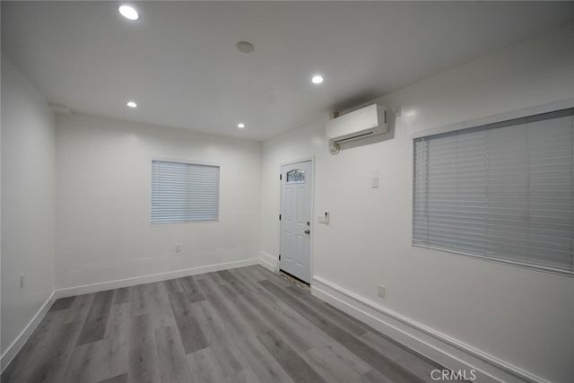 7260 Yolanda Avenue, Reseda, CA 91335