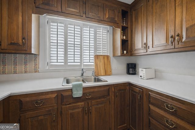 44 Chestnut Street, Elberton, GA 30635