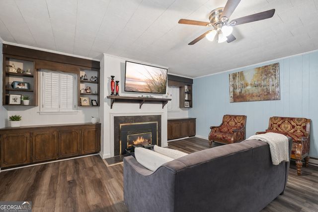 44 Chestnut Street, Elberton, GA 30635