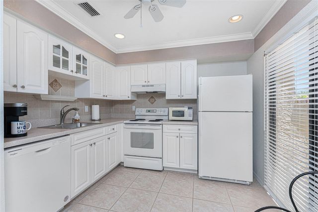 13100 S MCCALL ROAD 112, Port Charlotte, FL 33981