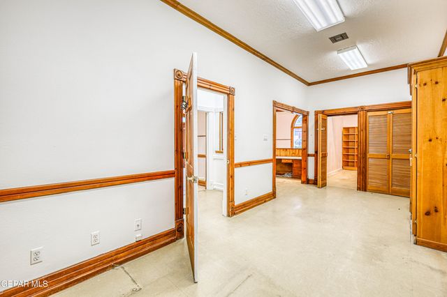 10520 MONTWOOD Drive, El Paso, TX 79935