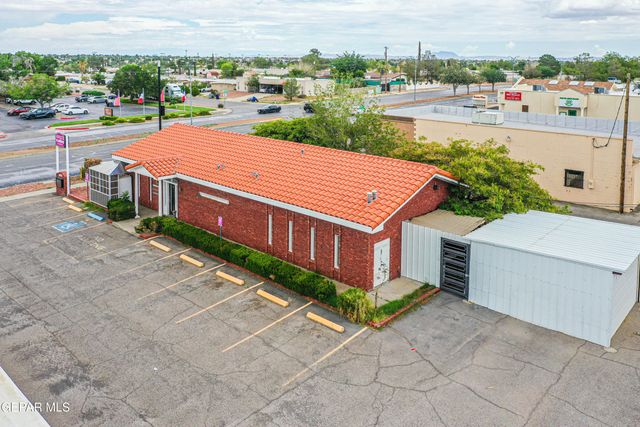 10520 MONTWOOD Drive, El Paso, TX 79935