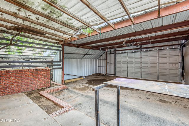 10520 MONTWOOD Drive, El Paso, TX 79935