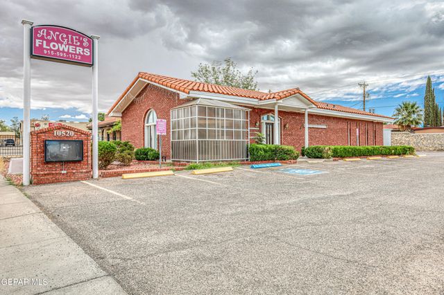10520 MONTWOOD Drive, El Paso, TX 79935