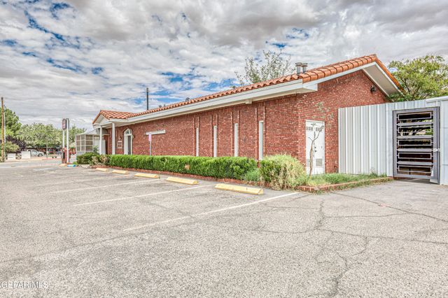 10520 MONTWOOD Drive, El Paso, TX 79935