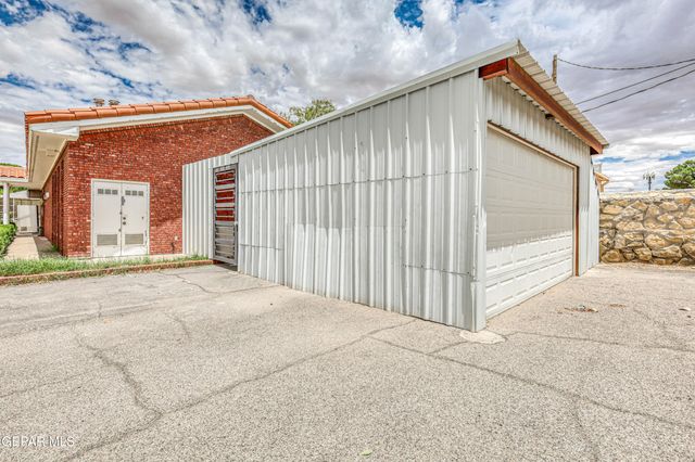 10520 MONTWOOD Drive, El Paso, TX 79935