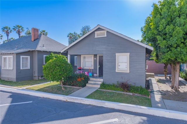 322 W B, Ontario, CA 91762