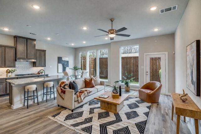 3450 Heritage Place, Richardson, TX 75082