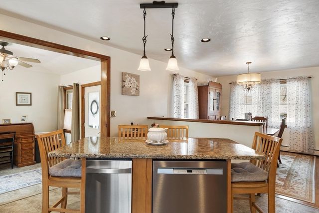 111 Seneca St, Fitchburg, MA 01420