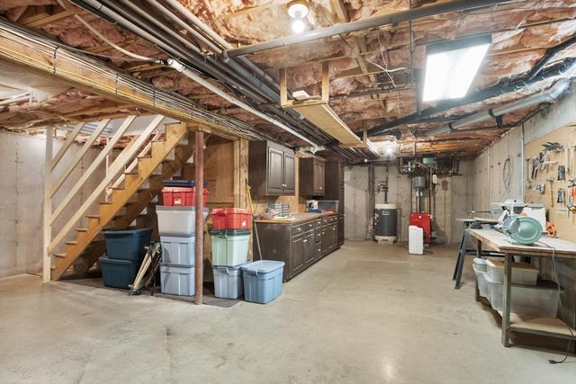 111 Seneca St, Fitchburg, MA 01420