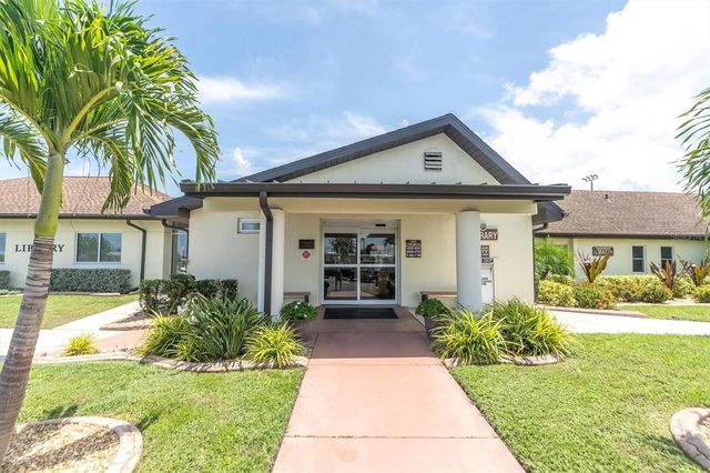 1801 BRETH COURT, Sun City Center, FL 33573
