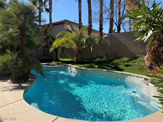 605 Runbridge Street, Las Vegas, NV 89144