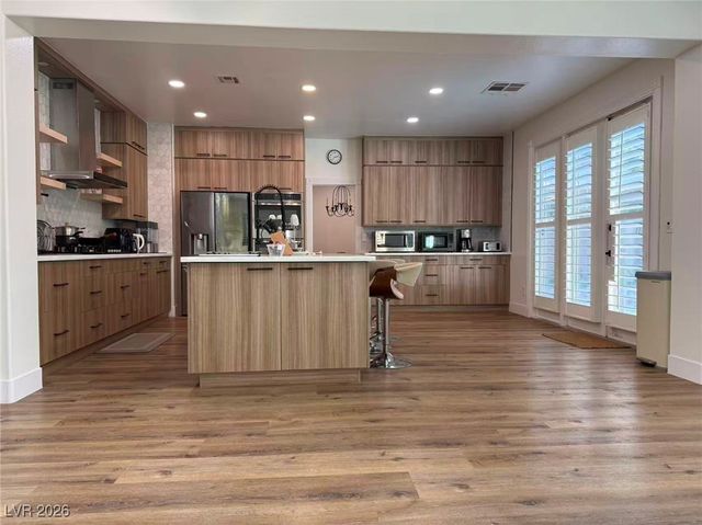 605 Runbridge Street, Las Vegas, NV 89144