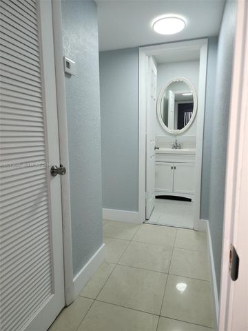 2811 N Pine Island Rd 107, Sunrise, FL 33322