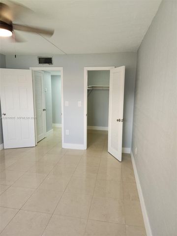 2811 N Pine Island Rd 107, Sunrise, FL 33322