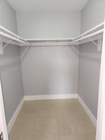 2811 N Pine Island Rd 107, Sunrise, FL 33322