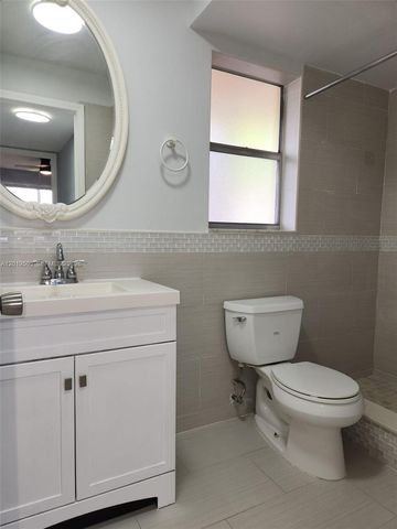 2811 N Pine Island Rd 107, Sunrise, FL 33322