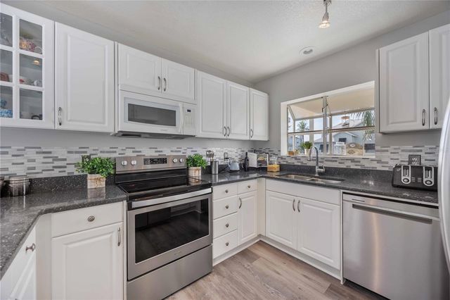 13951 HARBOR VIEW DRIVE, Seminole, FL 33776