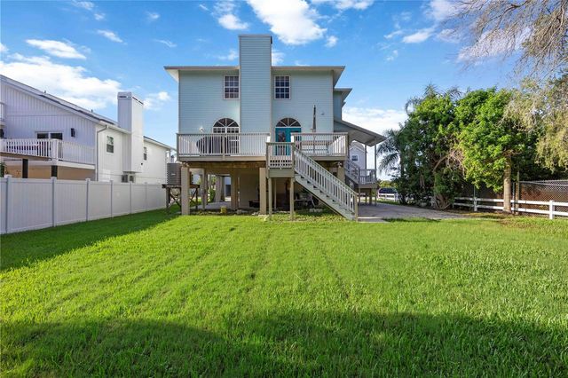13951 HARBOR VIEW DRIVE, Seminole, FL 33776