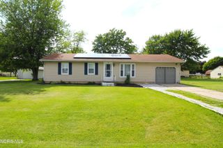 19 N Fargo Street, Oregon, OH 43616