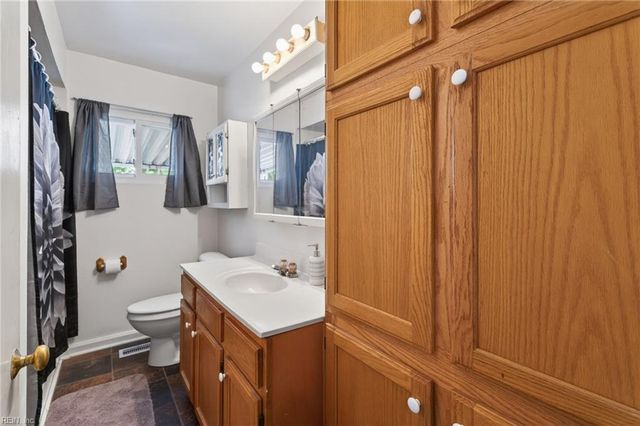 3115 Hornsea Rd RD, Chesapeake, VA 23325