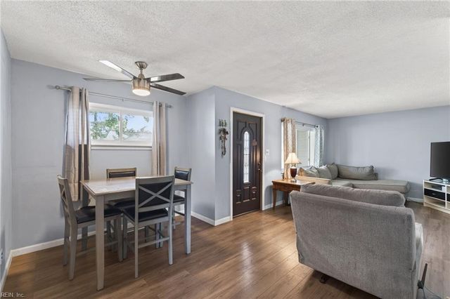 3115 Hornsea Rd RD, Chesapeake, VA 23325