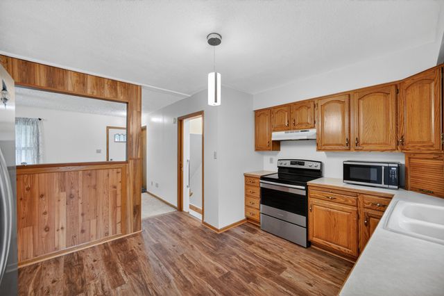 4513 SE 6th Street SE, Des Moines, IA 50315