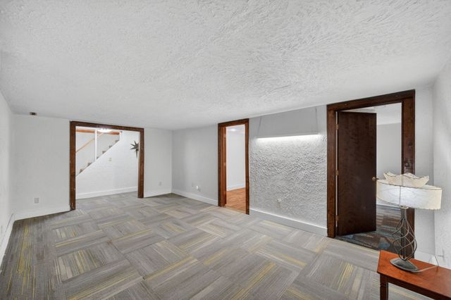 4513 SE 6th Street SE, Des Moines, IA 50315