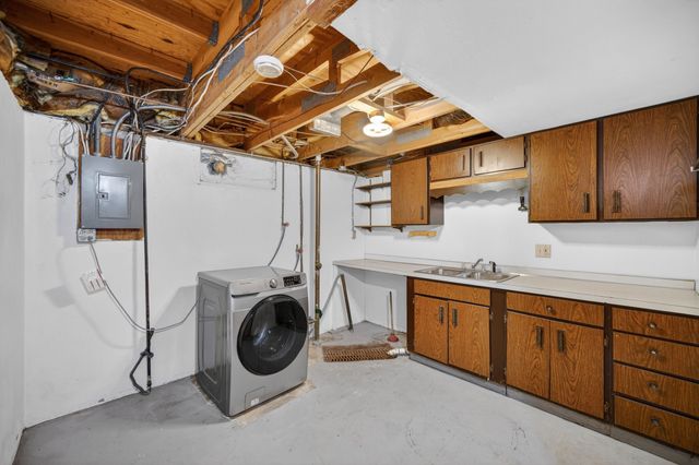 4513 SE 6th Street SE, Des Moines, IA 50315