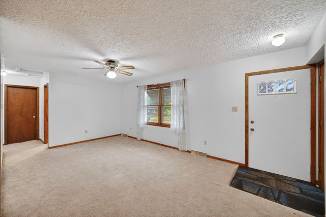 4513 SE 6th Street SE, Des Moines, IA 50315